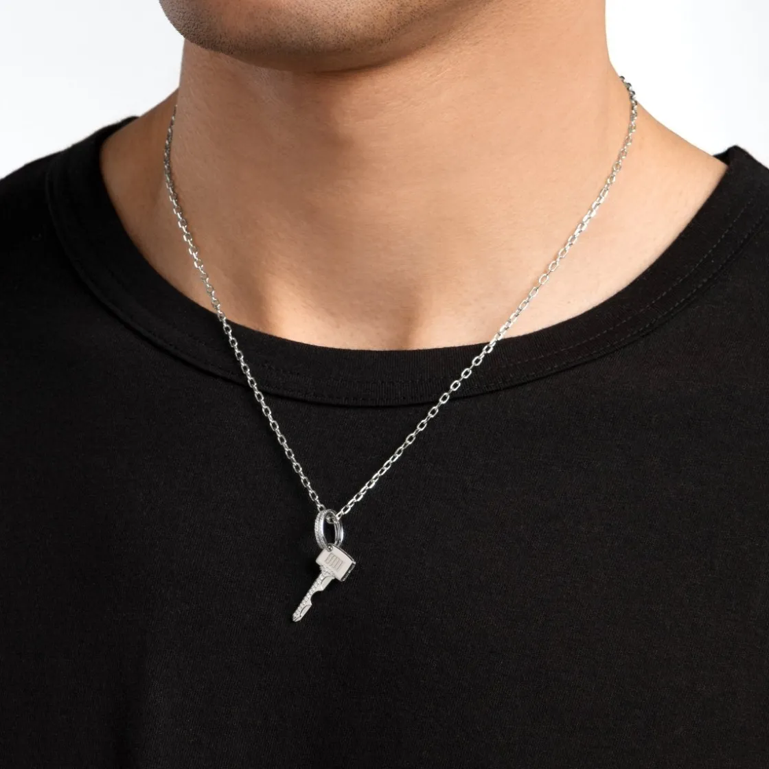 pont_des_arts_key_pendant_3-5.webp Discount MJ Jones Pont Des Arts Key Pendant